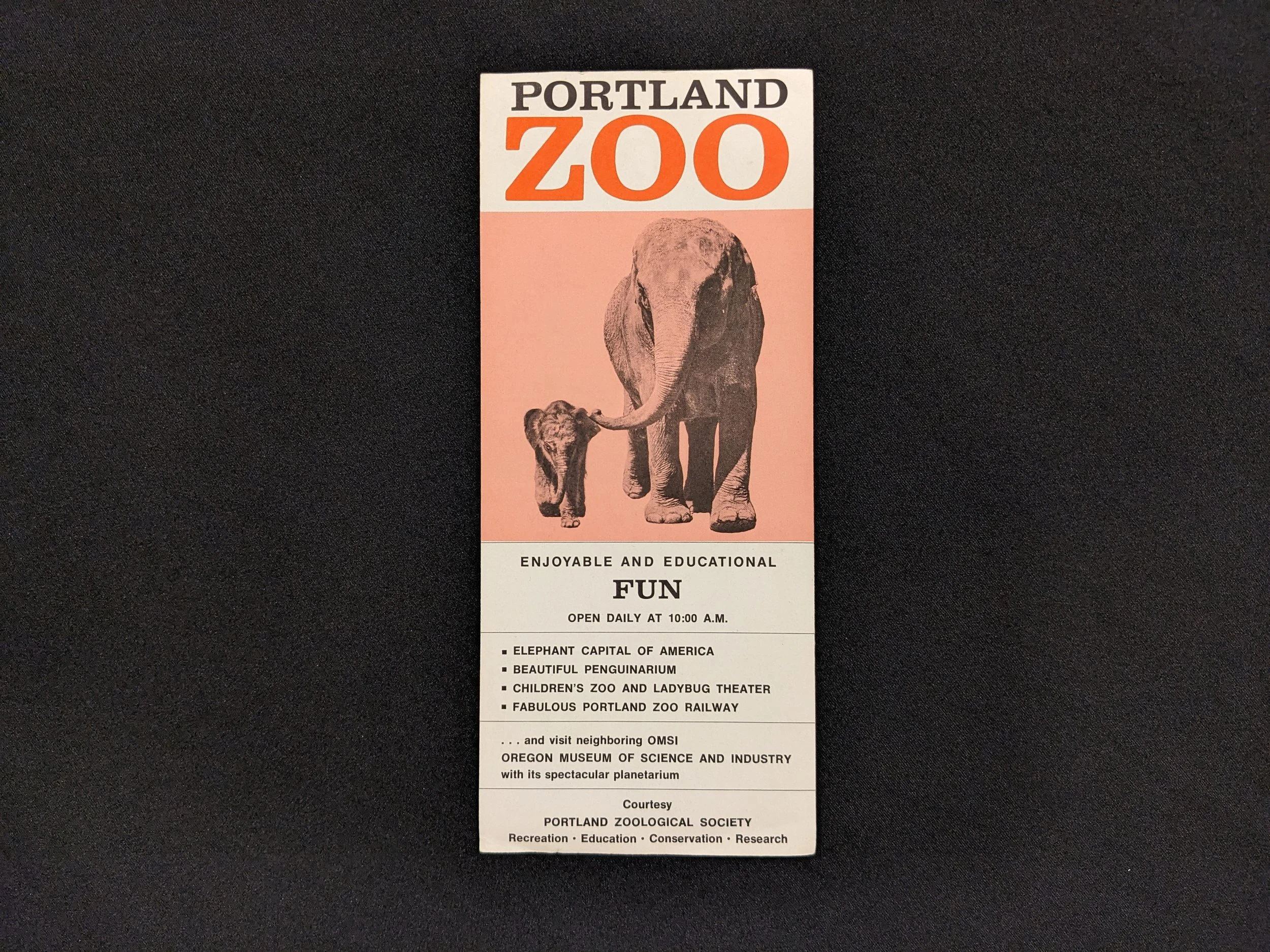 portlandzoo-brochure-1970s-1.jpeg